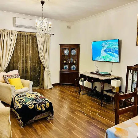 Meridian Spacious Wlk To St Julian's And Sliema Seafront, Balluta Bay Séjour chez l'habitant Gzira
