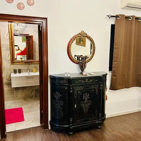 Meridian Spacious Wlk To St Julian's And Sliema Seafront, Balluta Bay Homestay *