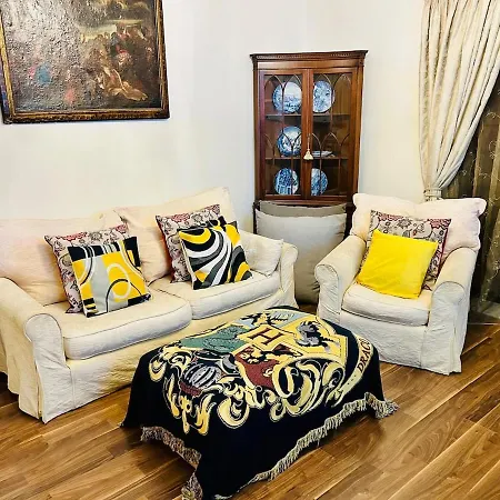 Homestay Meridian Spacious Wlk To St Julian's And Sliema Seafront, Balluta Bay